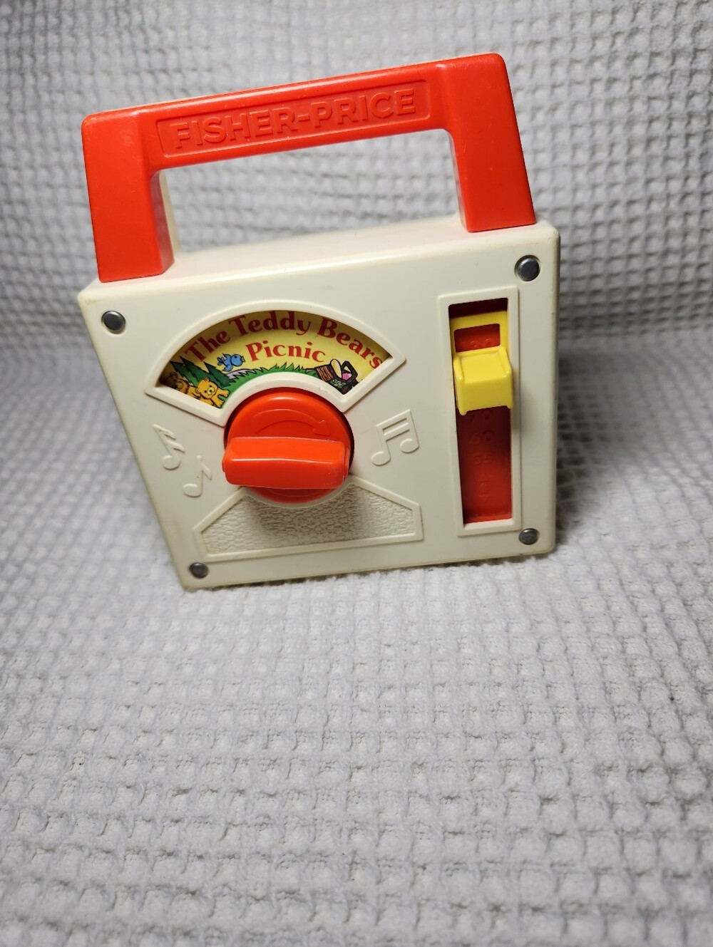 vintage 1979 Fisher-Price "The Teddy Bears' Picnic" wind-up music box radio